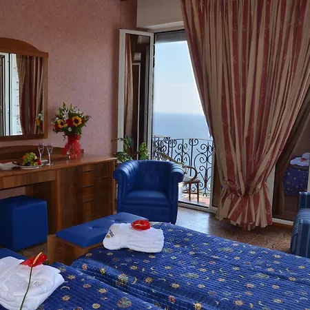 Park 4* Taormina